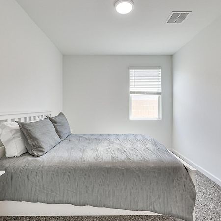 Maricopa Home With Putting Green And Covered Patio! Extérieur photo
